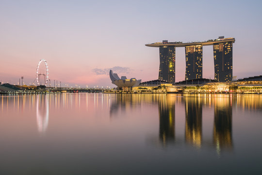 Sunrise at Marina Bay