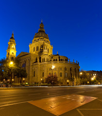 Fototapeta na wymiar St. Stephen's Basilica in the evening, Budapest, Hungary