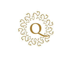 Royal Letter Q Logo