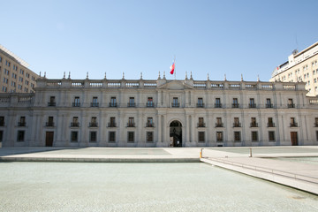 Obraz premium Backside of La Moneda Presidential Palace - Santiago - Chile