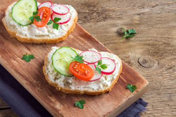 sandwiches with ricotta cheese and vegetables