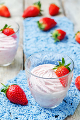 strawberry mousse