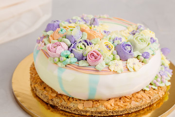Butter cream flowers cake