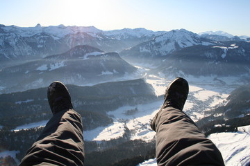 Paragleiten im winterlichen Bregenzerwald