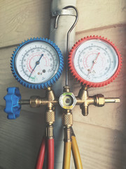 Refrigerator pressure gauges  of air Conditioner