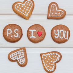 round gingerbread with the inscription