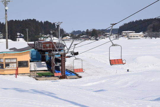 スキー場／山形県の庄内地方で、スキー場を撮影した写真です。