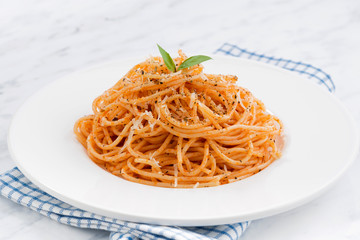 pasta with tomato sauce