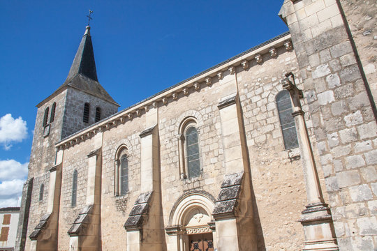 Eglise sainte Marie Madeleine, Lussac les châteaux, Vienne, Poitou-Charentes