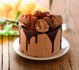 chocolate cake on wooden background