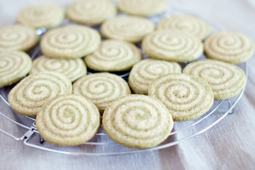 matcha cookies on coolling rack