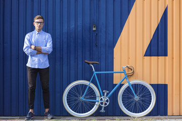 A wannabe hipster would like this bike