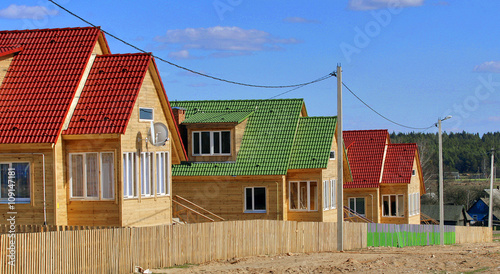 Новые дома в деревне фото Новые дома в деревне фото