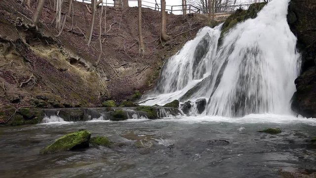 Der Lutter Wasserfall bei Gro&szlig;bartloff in Th&uuml;ringen