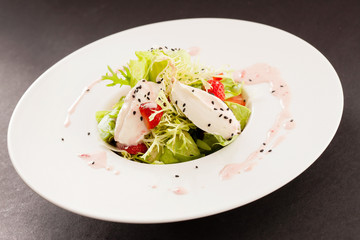 salad with strawberry