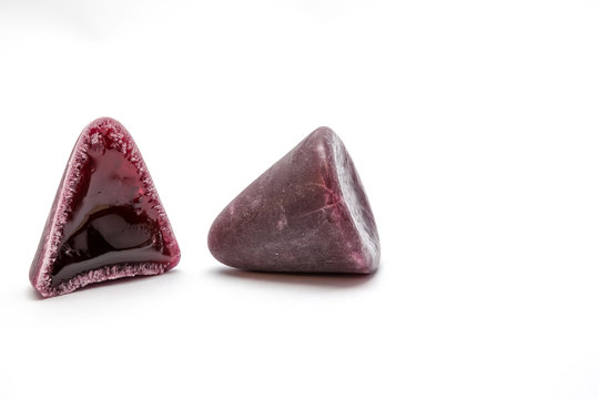 This pyramidal cuberdons