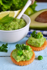 home pate of avocado and green peas with mint