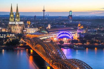 Fototapeta na wymiar Cologne Cathedral aerial