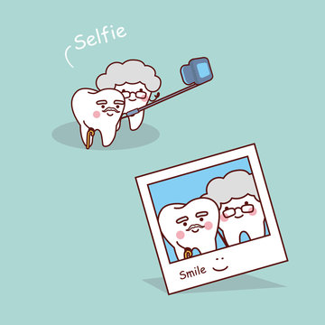 cartoon senior teeth selfie
