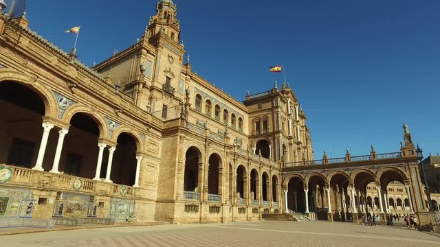 Siviglia, Andalusia, Spagna - Aprile 14, 2016: Piazza di Spagna (Ultra High Definition, UltraHD, Ultra HD, UHD, 4K, 2160P, 3840x2160)