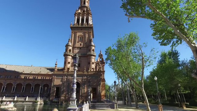 Siviglia, Andalusia, Spagna - Aprile 14, 2016: Piazza di Spagna (Ultra High Definition, UltraHD, Ultra HD, UHD, 4K, 2160P, 3840x2160)