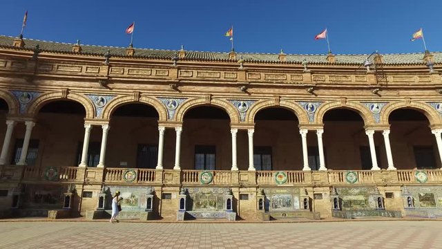 Siviglia, Andalusia, Spagna - Aprile 14, 2016: Piazza di Spagna (Ultra High Definition, UltraHD, Ultra HD, UHD, 4K, 2160P, 3840x2160)