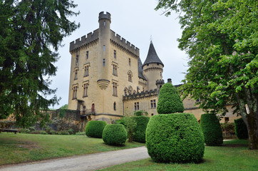 Fototapeta na wymiar Chateau de Puymartin