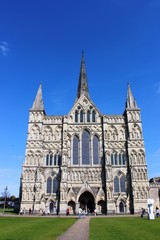 Fototapeta na wymiar Salisbury Cathedral in spring, Wiltshire