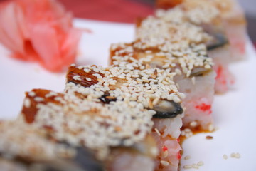 Japanese seafood sushi./Japanese seafood sushi.