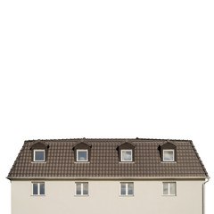 Modernes Mansardendach als Walmdach eines Mehrfamilienhauses aus Tonziegeln mit vier Giebelgauben...