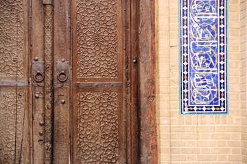 porte ancienne à Yazd, Iran