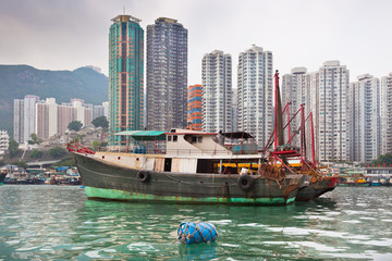 Fototapeta premium Floating village in the Aberdeen bay in Hong Kong