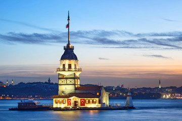 Maiden's Tower at sunset - 109258362