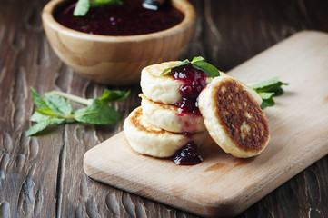 Russian Cottage cheese pancake with raspberry