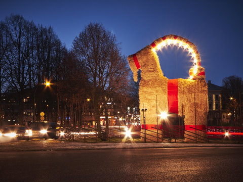 Illuminated Christmas Goat