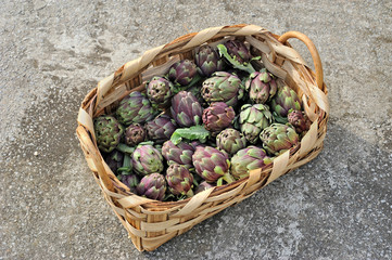 Roman artichokes in woven basket