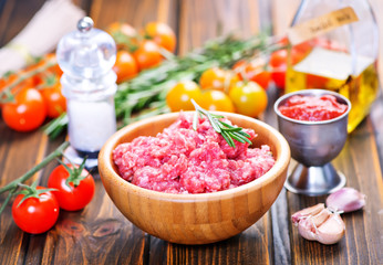 raw minced meat