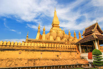 Fototapeta na wymiar Beautiful sky at Pha That Luang(That Luang Stupa),Vientiane,Laos.-regarded as an important symbol of Laos