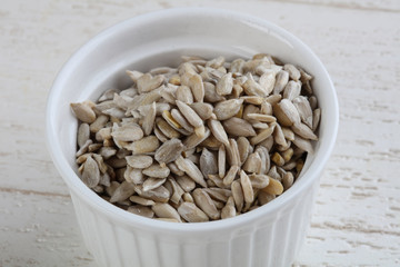 Peeled sunflower seeds
