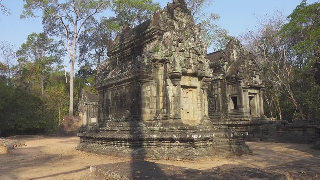 Walking among the temples in Angkor Wat, Siem Reap, Cambodia, 4k
