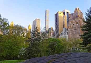 Obraz premium Midtown Manhattan with skyline of skyscrapers in Central Park East