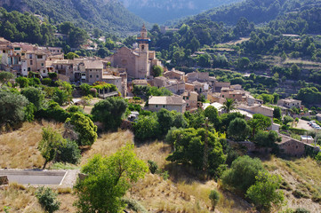 Fototapeta premium Valldemossa, Mallorca. Attractive rural town in the mountains of west Majorca, Spain.