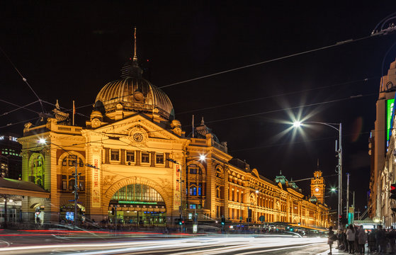 Melbourne CBD - APR 16 2016: Flinders street station at night, long exposure.