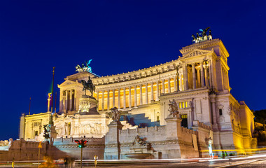 Obraz premium Altare della Patria by night - Rome