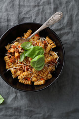 traditional italian pasta bolognese