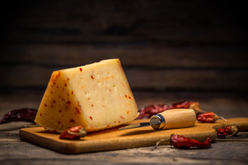 Aging artisan cheese