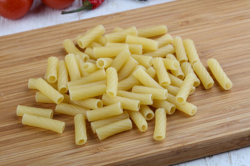 Raw rigatoni