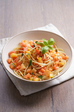 spaghetti tomato