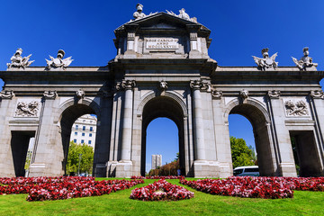 Obraz premium Puerta de Alcala on the Independence Square, Madrid, Spain