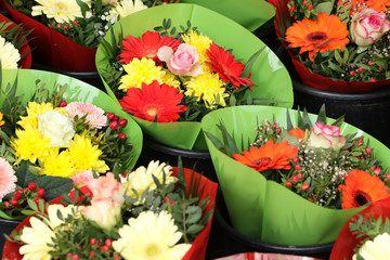 Unterschiedliche Blumen auf dem Markt